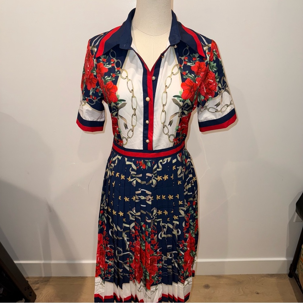 Floral Print Dress with Chain Print Detail